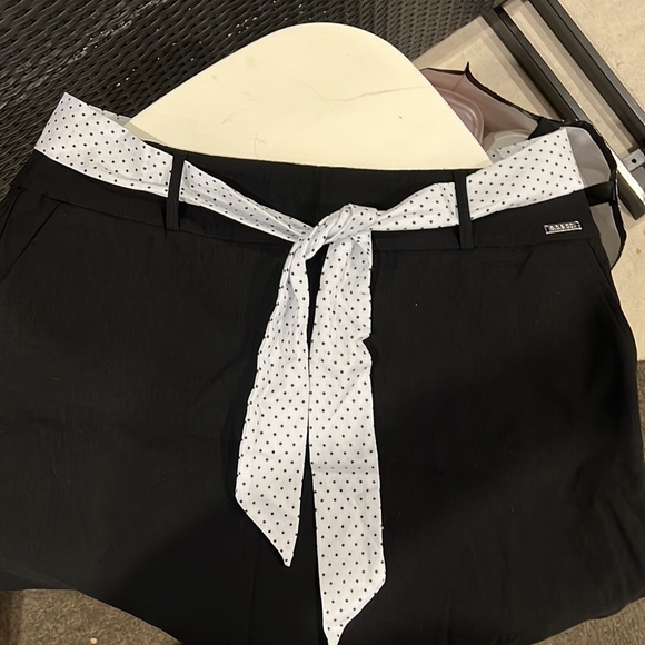 Black shorts/skirt for Golf SKIRT - Picture 2 of 7